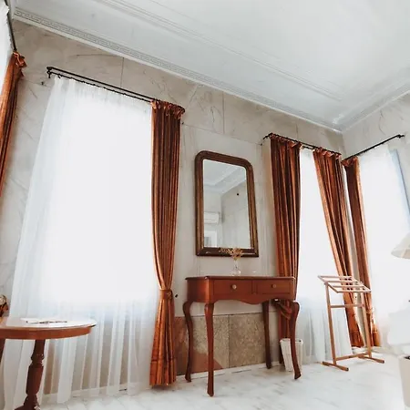 Otel Tashmahal Butik Alacati Çeşme