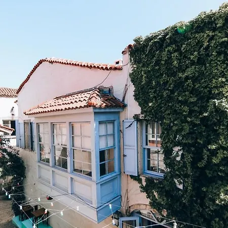 Otel Tashmahal Butik Alacati 3*